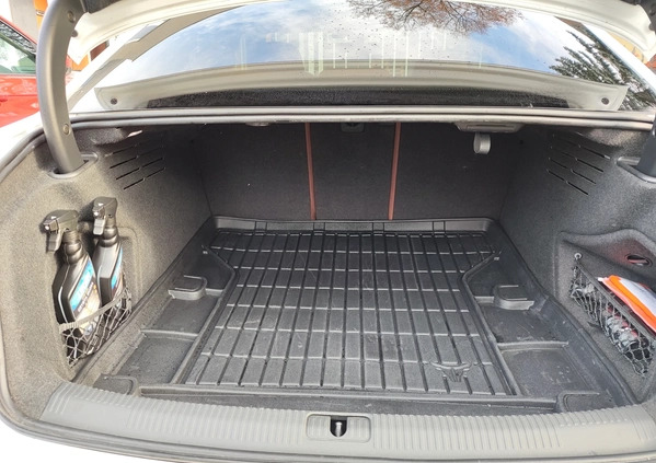 Audi A4 cena 92900 przebieg: 142000, rok produkcji 2020 z Poznań małe 191